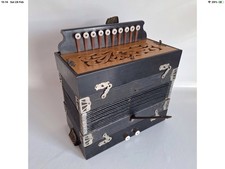 Vintage 10 Button/One Row