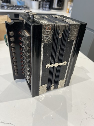 Dulcet concertina accordion - concertina,
